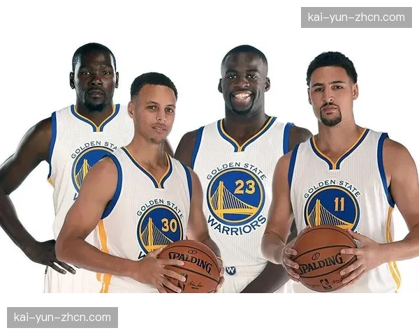 在墨尔本举行的NBA球迷观赛派对上，澳洲球迷为本土球星乔什·吉迪呐喊至深夜